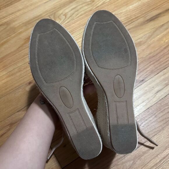 Anne Klein | Laken Espadrille Wedge Sandals - Picture 6 of 9